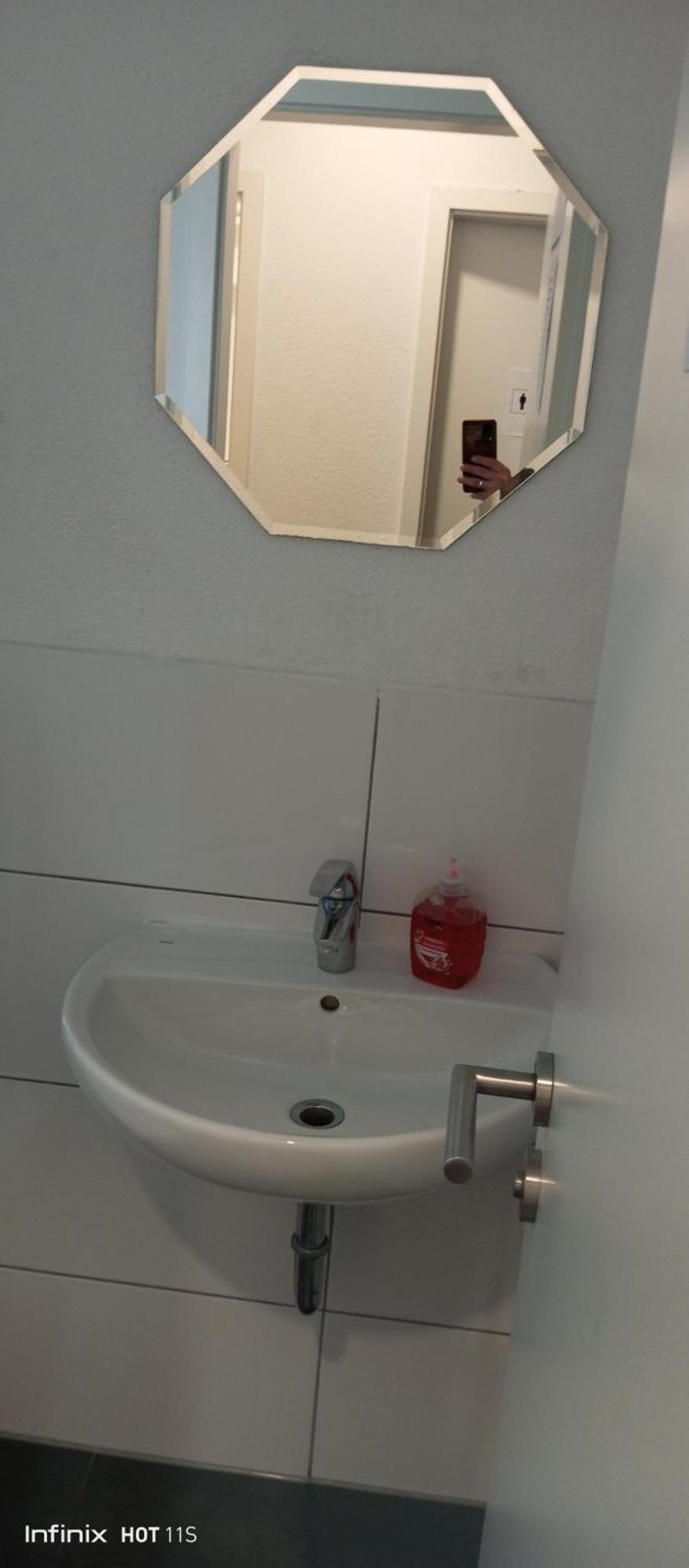 Anna Zimmer Familienzimmer Mit Gemeinschaftskueche Im Zentrum Von Heilbronn Dış mekan fotoğraf